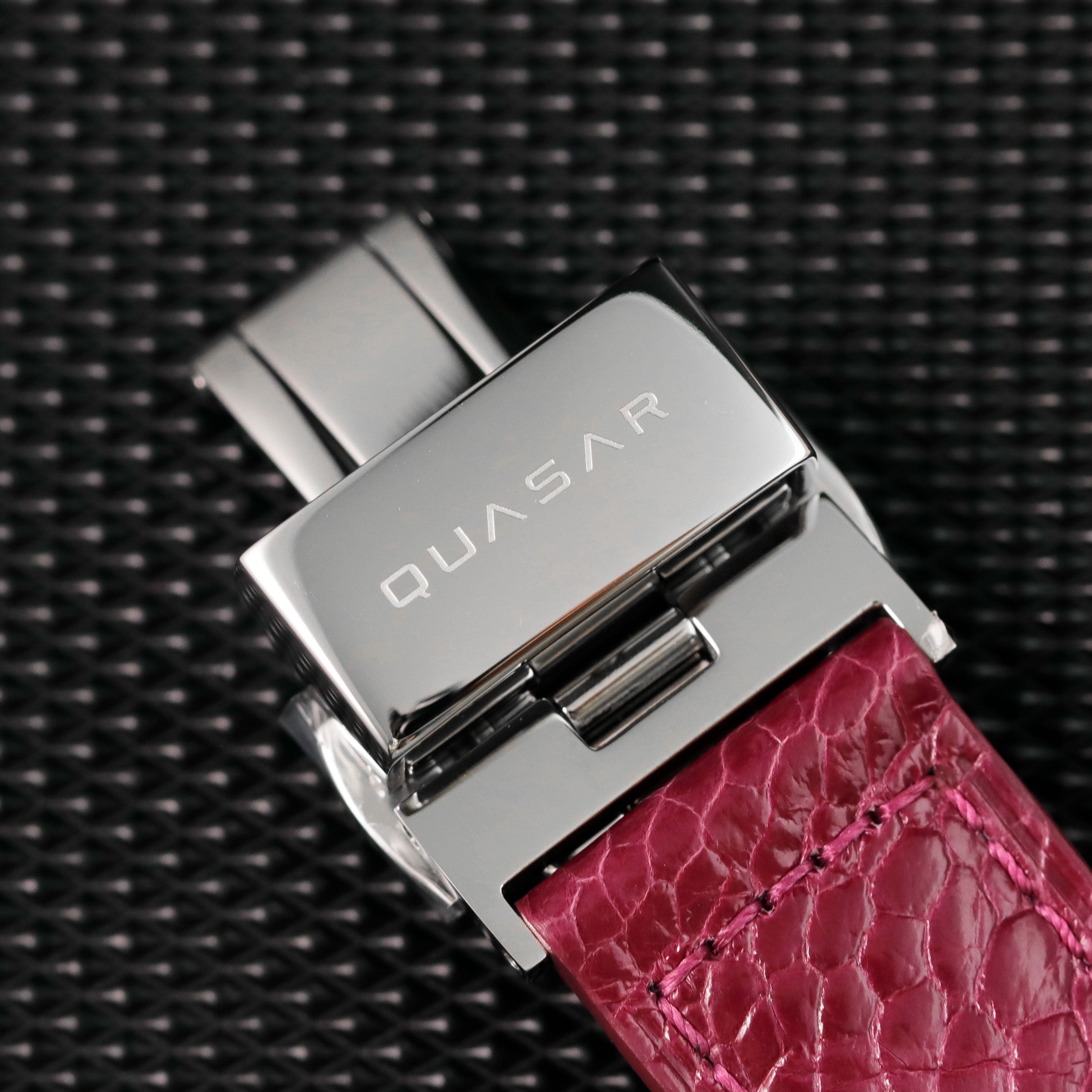 Starlight V2 Automatic Cosmic Cherry Aventurine